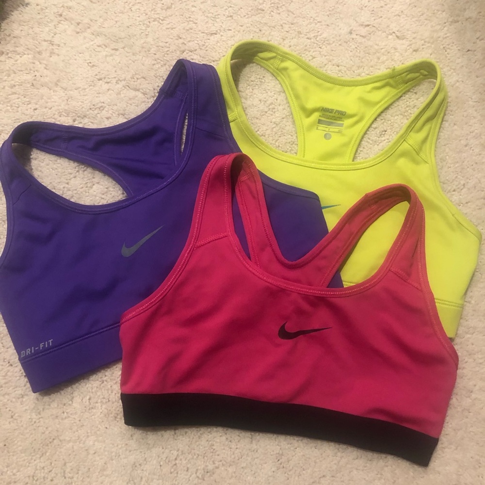 Nike pro sports bras
